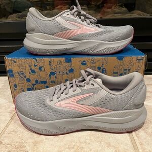 Brooks Adrenaline GTS 24 Women's Running Shoes Size 6. New No BOX 1204261B019